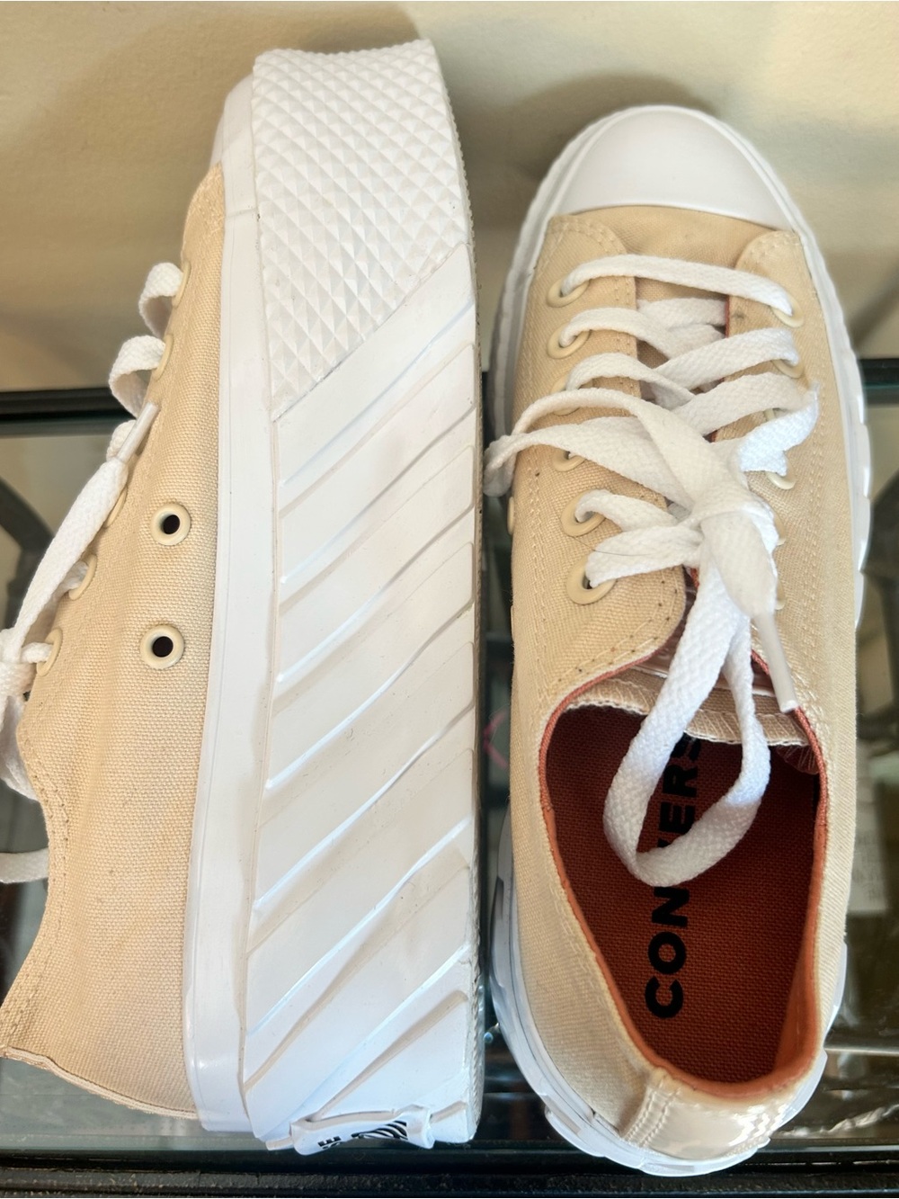 Converse  Platform Hybrid Shine Sneakers